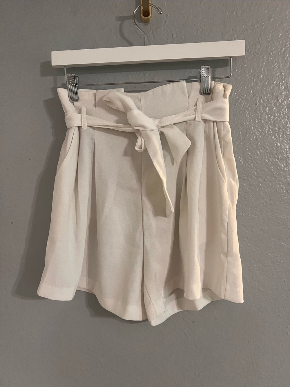High-Waist Tie-Belt Women’s Cream Shorts